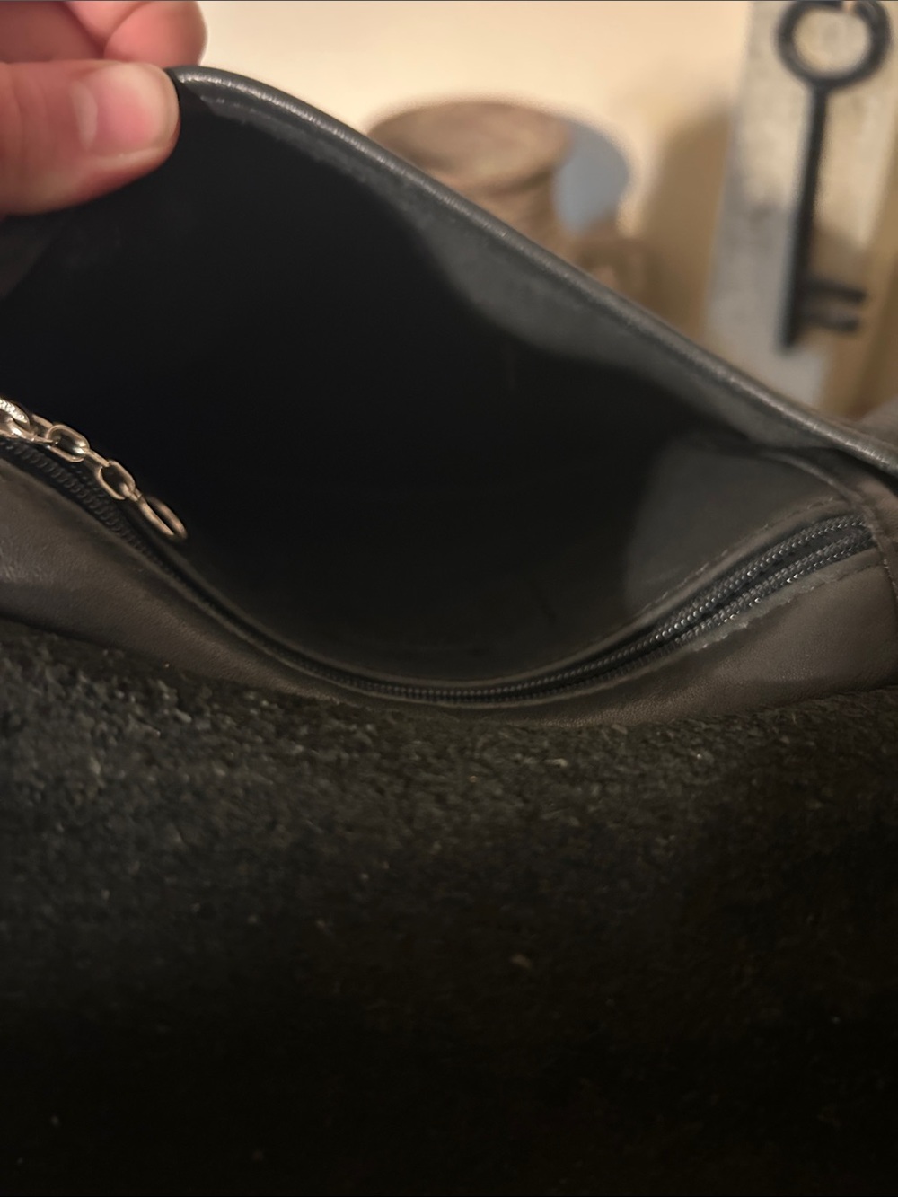 Vintage Coach 9135 | Black Glovetanned Leather | USA Legacy Style - Picture 5 of 7